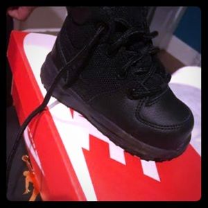 Toddler ACG winter boots 5C